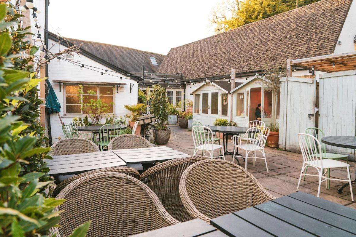 The Prestbury Annexe Daire Cheltenham Dış mekan fotoğraf